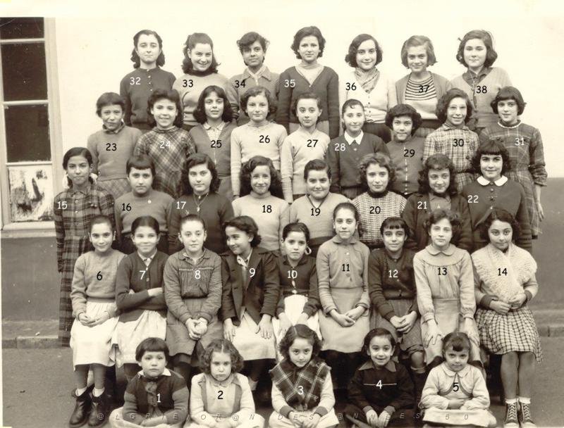 ECOLE DU MUSEE FILLES 19XX CM2.JPG